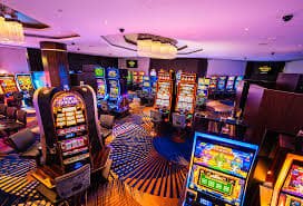 casinoroyal Esports Betting Platform မြန်မာ ကစားသမားများ Dota 2 Valorant Bet ထပ်နေသောမြင်ကွင်း